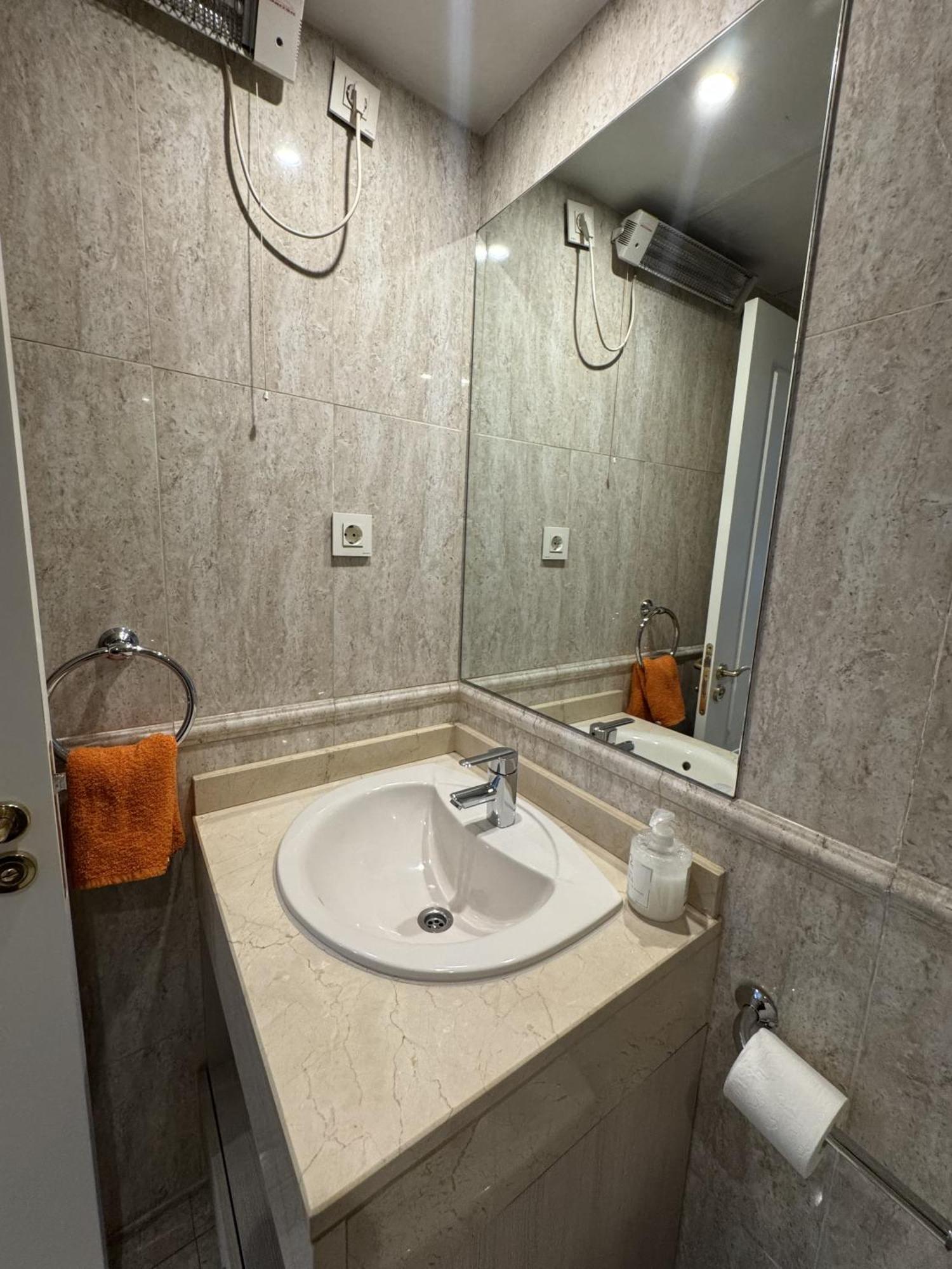 마드리드 Casa Con Piscina 아파트 외부 사진